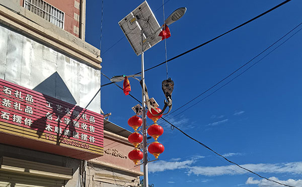 康乐智慧路灯如何实现城市节能管理
