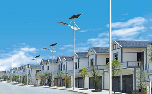 康乐太阳能路灯配置与在乡村道路照明中的应用